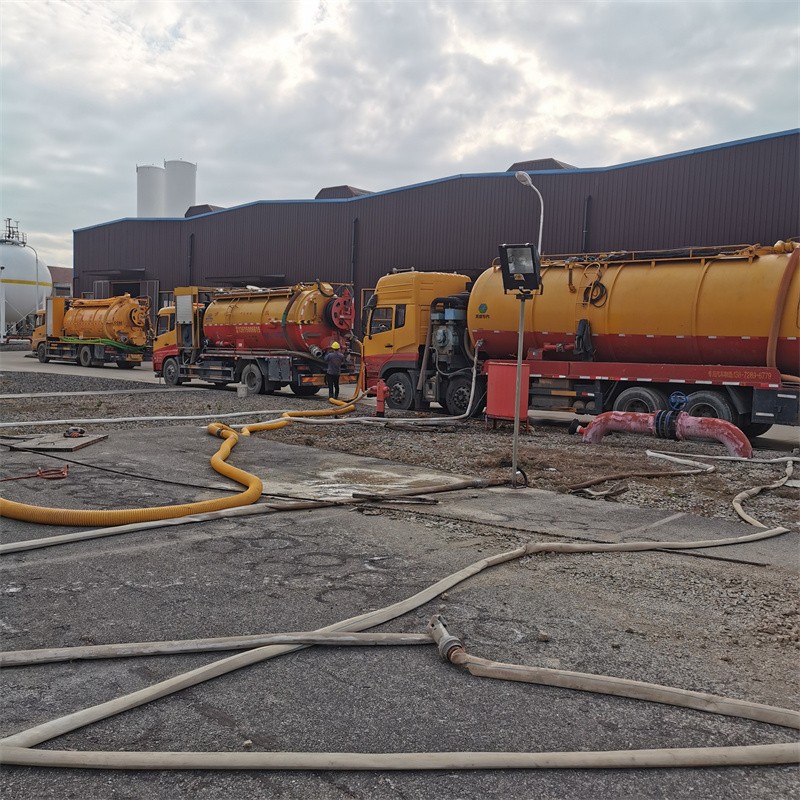 蓬莱污水池清理