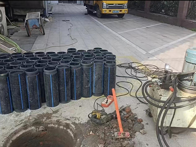 蓬莱PE置换管厂家 DN315置换管 非开挖管短管置换